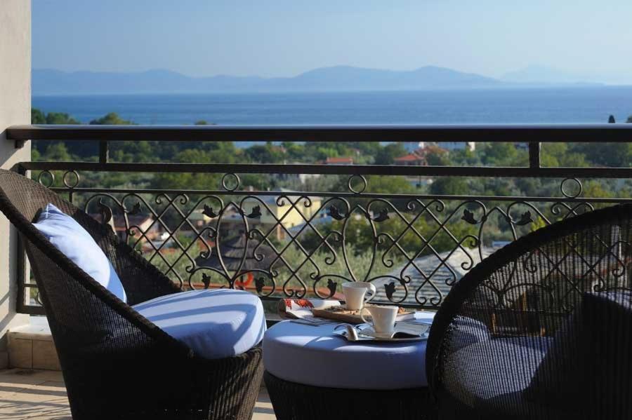 Iakovakis Suites & Spa Koropi Room photo